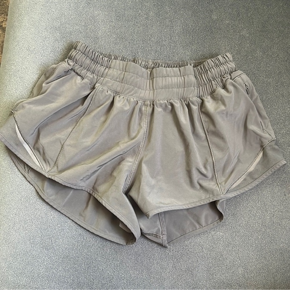 Lululemon green shorts